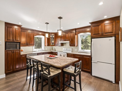 Cuisine - 37 Ch. Mercier, Bury, QC - Indoor Photo Showing Kitchen
