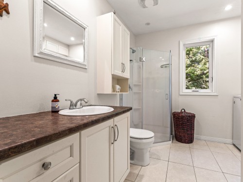 Salle de bains - 37 Ch. Mercier, Bury, QC - Indoor Photo Showing Bathroom