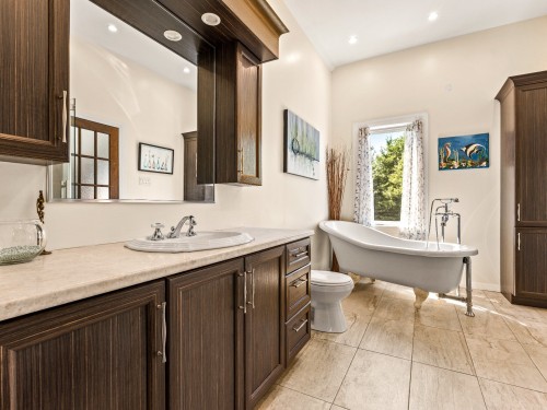Salle de bains - 37 Ch. Mercier, Bury, QC - Indoor Photo Showing Bathroom