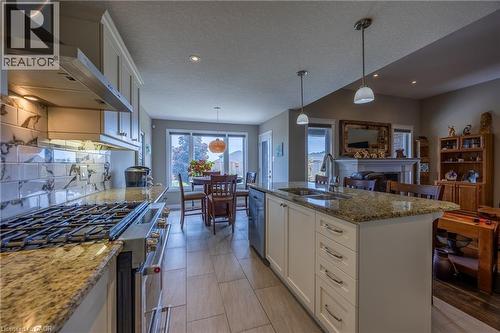 7 Stonebridge Place, Simcoe, ON - Indoor Photo Showing Kitchen With Upgraded Kitchen
