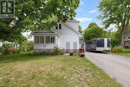 111 Beckwith Street E, Perth, ON - Outdoor