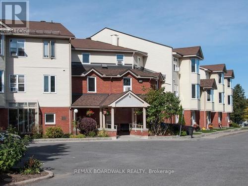 339 - 848 SEYTON DRIVE  Ottawa, ON K2H 9G6