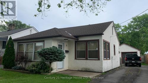 11 ACHILLES AVENUE  Welland (Lincoln/Crowland), ON L3B 4S3