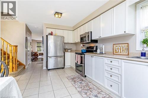 619 Porter Way, Milton, ON - Indoor Photo Showing Kitchen With Stainless Steel Kitchen