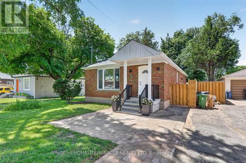 46 Singleton Road, Toronto, ON - Outdoor