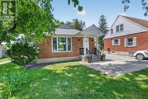 46 Singleton Road, Toronto, ON - Outdoor