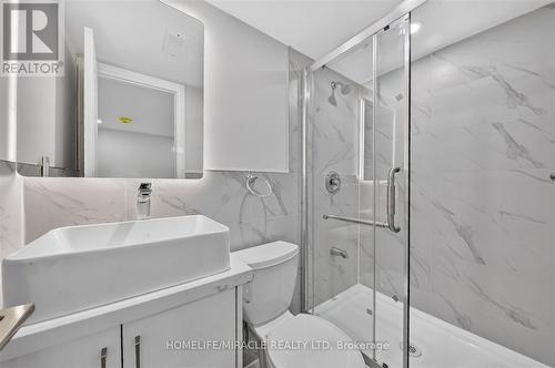 46 Singleton Road, Toronto, ON - Indoor Photo Showing Bathroom
