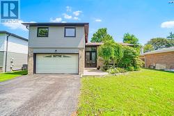 17 CLOVER AVENUE Barrie, ON L4N 3M7