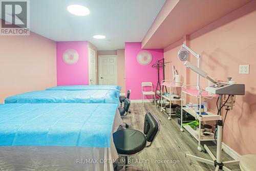 7060 Airport Road, Mississauga, ON 