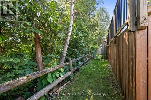 37 Chantilly Gate, Ottawa, ON - Outdoor