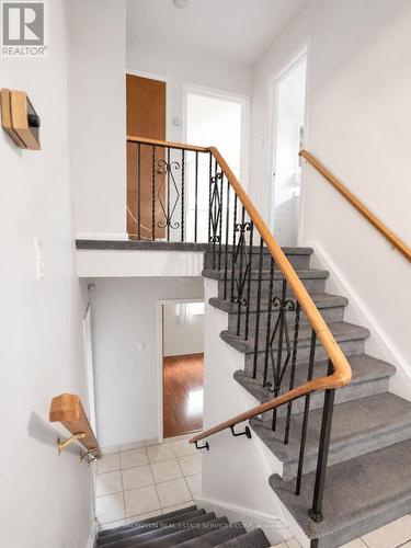 25 Lehar Crescent, Toronto, ON - Indoor Photo Showing Other Room