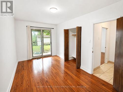 25 Lehar Crescent, Toronto, ON - Indoor Photo Showing Other Room