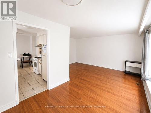 25 Lehar Crescent, Toronto, ON - Indoor Photo Showing Other Room