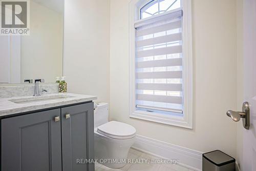 53 Kinburn Crescent, Vaughan, ON - Indoor Photo Showing Bathroom