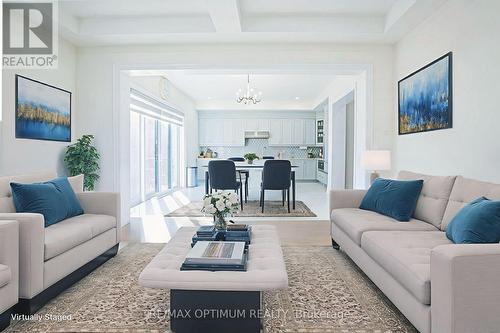 53 Kinburn Crescent, Vaughan, ON - Indoor Photo Showing Living Room