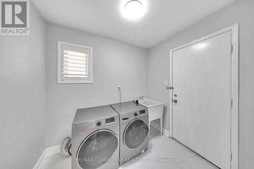 5326 Segriff Drive, Mississauga, ON - Indoor Photo Showing Laundry Room