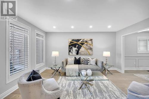 5326 Segriff Drive, Mississauga, ON - Indoor Photo Showing Living Room