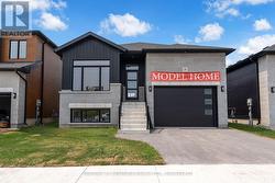 60 DUSENBURY DRIVE Loyalist (Odessa), ON K0H 2H0