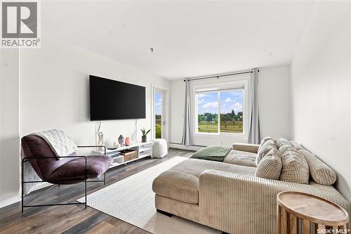 301 235 Herold Terrace, Saskatoon, SK - Indoor Photo Showing Living Room