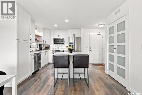 301 235 Herold Terrace, Saskatoon, SK - Indoor Photo Showing Kitchen With Stainless Steel Kitchen With Upgraded Kitchen
