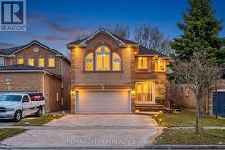 1466 WILLOWVALE GARDENS  Mississauga, ON L5V 1T7