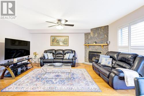 1466 Willowvale Gardens, Mississauga, ON - Indoor Photo Showing Living Room With Fireplace
