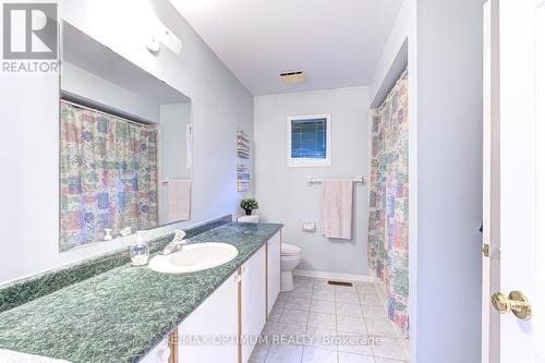 1466 Willowvale Gardens, Mississauga, ON - Indoor Photo Showing Bathroom