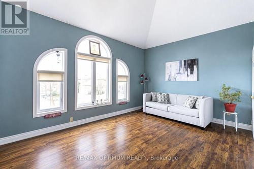 1466 Willowvale Gardens, Mississauga, ON - Indoor Photo Showing Other Room