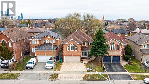 1466 Willowvale Gardens, Mississauga, ON - Outdoor With Facade