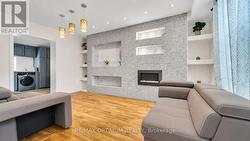 59 RAILROAD STREET Brampton, ON L6X 1G5