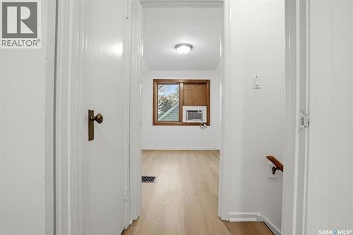 4015 2Nd Avenue, Regina, SK - Indoor Photo Showing Other Room