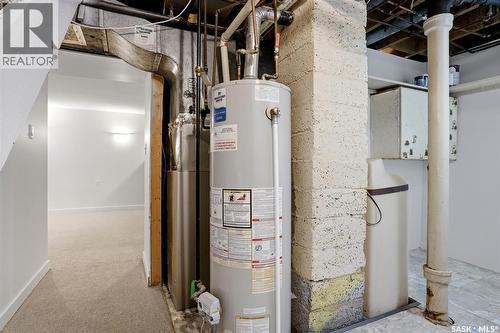 4015 2Nd Avenue, Regina, SK - Indoor Photo Showing Basement