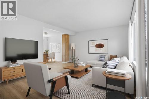 4015 2Nd Avenue, Regina, SK - Indoor Photo Showing Living Room