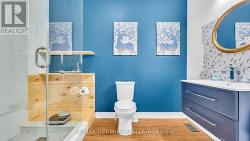 644 Roselaire Trail, Mississauga, ON - Indoor Photo Showing Bathroom