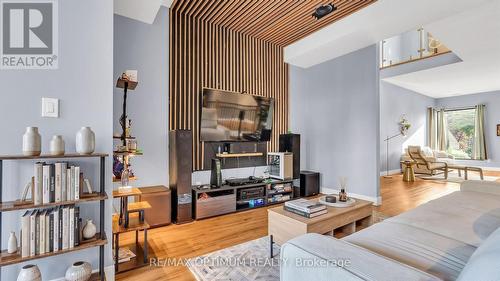 644 Roselaire Trail, Mississauga, ON - Indoor Photo Showing Other Room