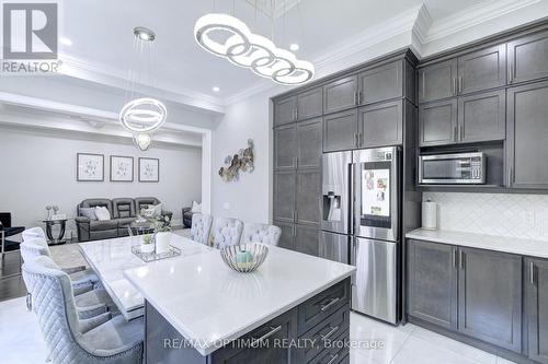 8 Lyle Way, Brampton, ON - Indoor