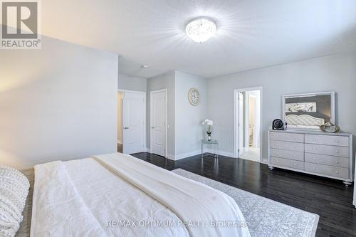 8 Lyle Way, Brampton, ON - Indoor Photo Showing Bedroom