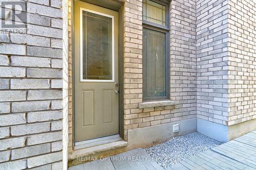 8 Lyle Way, Brampton, ON - Outdoor