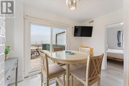 1019 Beach Boulevard, Hamilton, ON - Indoor Photo Showing Dining Room