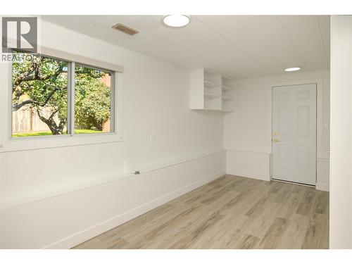 1284 Mcbride Road, Kelowna, BC - Indoor Photo Showing Other Room