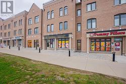64 CHESTERWOOD CRESCENT  Brampton, ON L6Y 0Z4