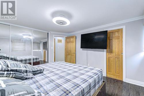 5 Roehampton Crescent, Brampton, ON - Indoor Photo Showing Bedroom