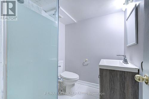 5 Roehampton Crescent, Brampton, ON - Indoor Photo Showing Bathroom