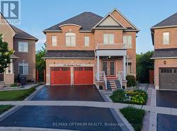 54 MIDCREST CIRCLE Brampton, ON L6Y 0W5