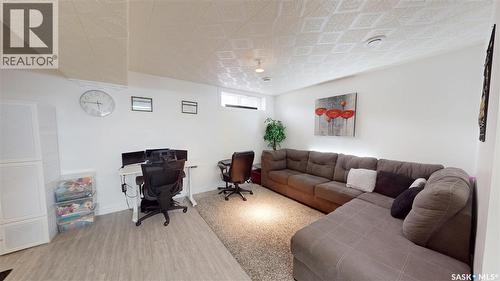 2933 Mcclocklin Road, Saskatoon, SK - Indoor