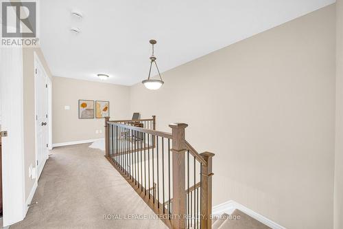 256 Dolce Crescent, Ottawa, ON - Indoor Photo Showing Other Room