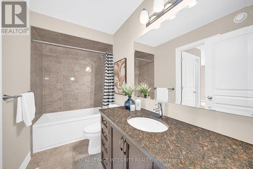 256 Dolce Crescent, Ottawa, ON - Indoor Photo Showing Bathroom