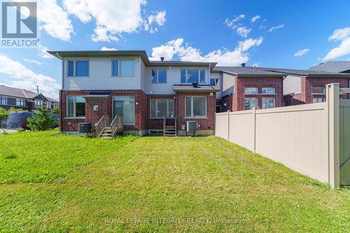 256 Dolce Crescent, Ottawa, ON - Outdoor