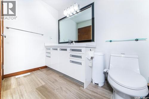 601 2012 Pohorecky Crescent, Saskatoon, SK - Indoor Photo Showing Bathroom