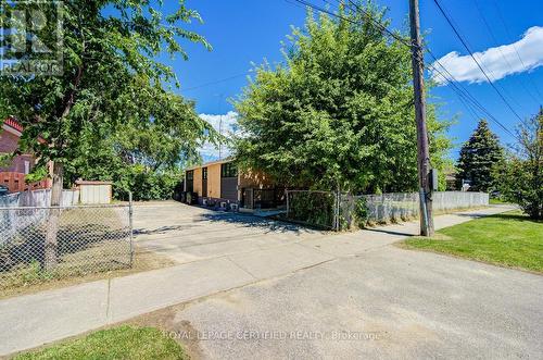 79 Samson Crescent, Toronto, ON - Outdoor